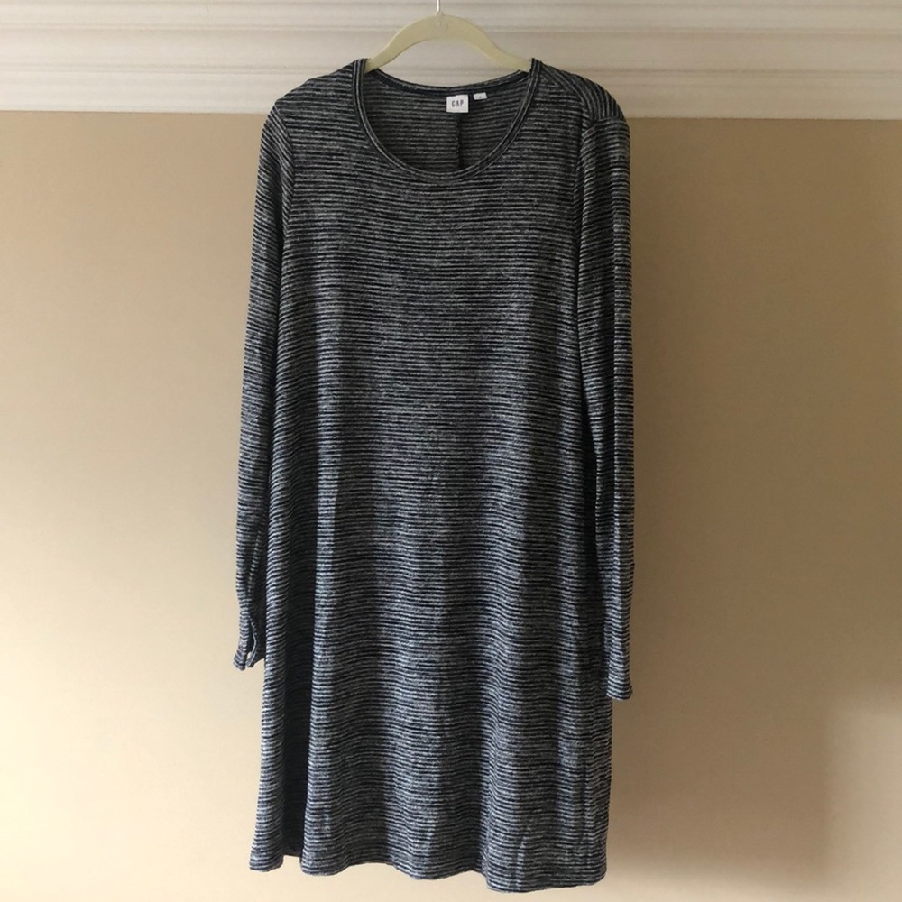 Duotone stripped dress